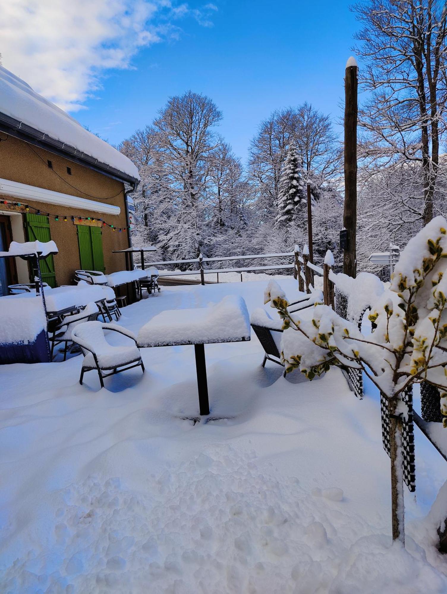 Auberge La Soulan Boutx Exterior photo